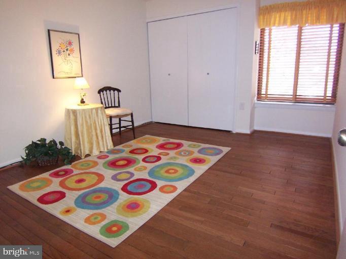 ANNANDALE - Residential