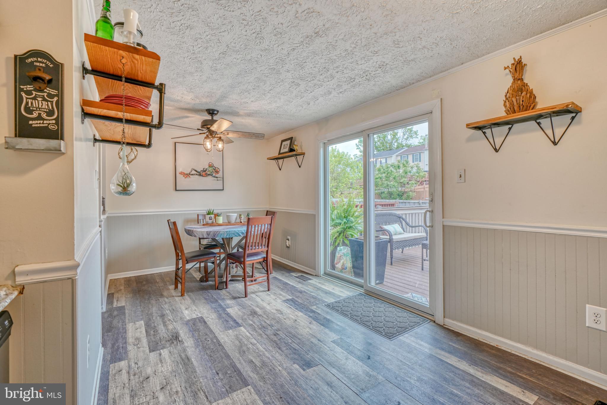 CONSTANT FRIENDSHIP - Residential