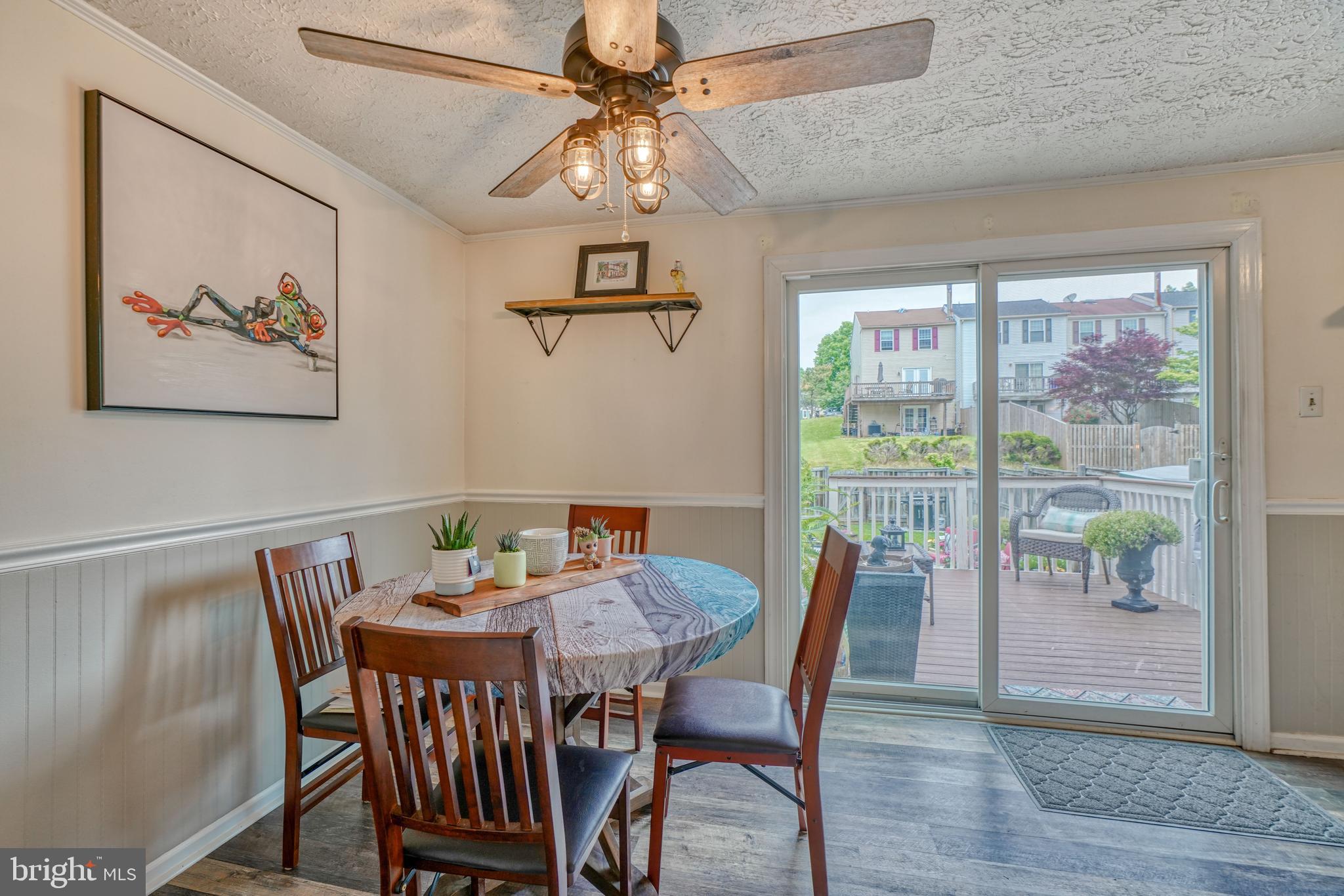 CONSTANT FRIENDSHIP - Residential