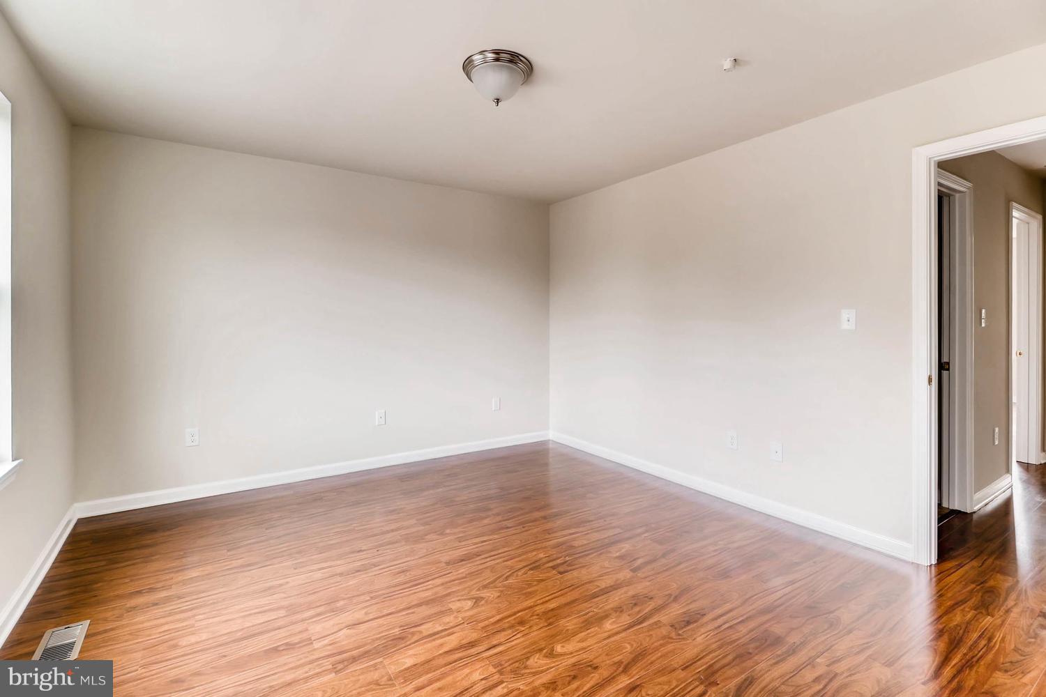 MOUNT WINANS - Residential