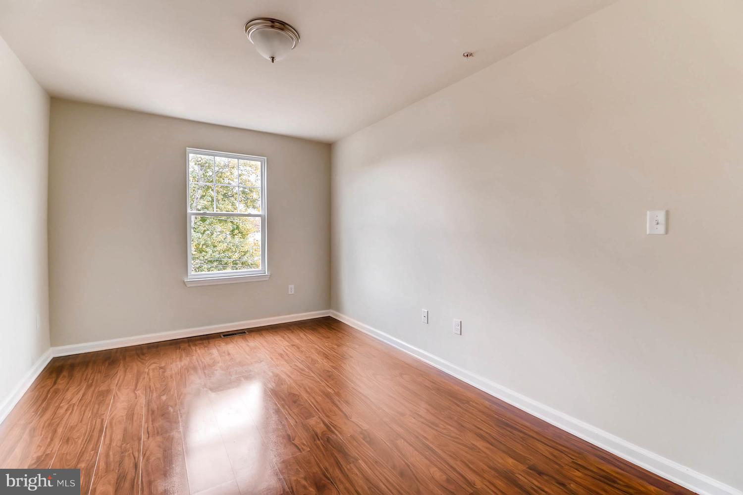 MOUNT WINANS - Residential