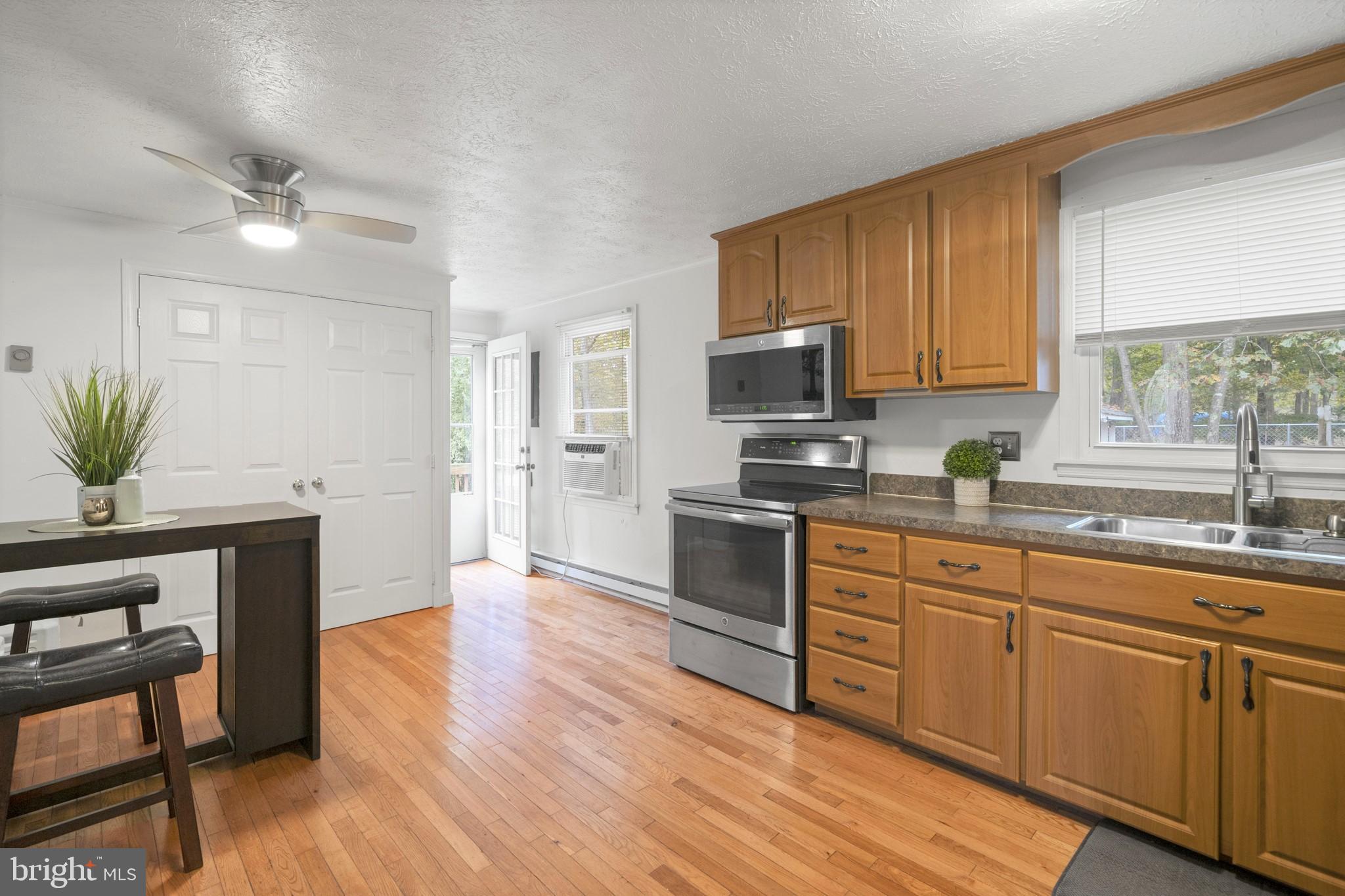 INDEPENDENCE VILLAGE SUB - Residential