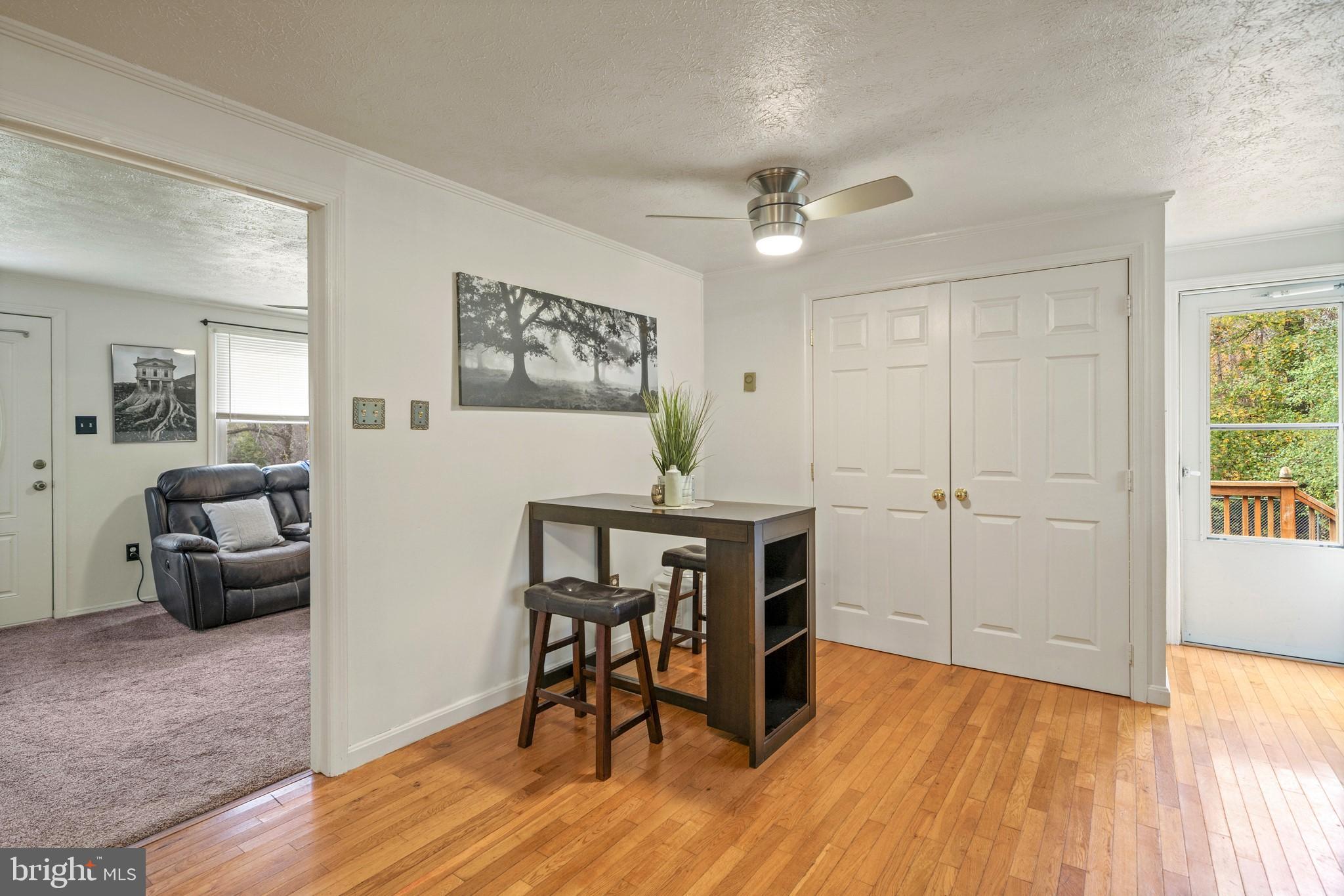 INDEPENDENCE VILLAGE SUB - Residential