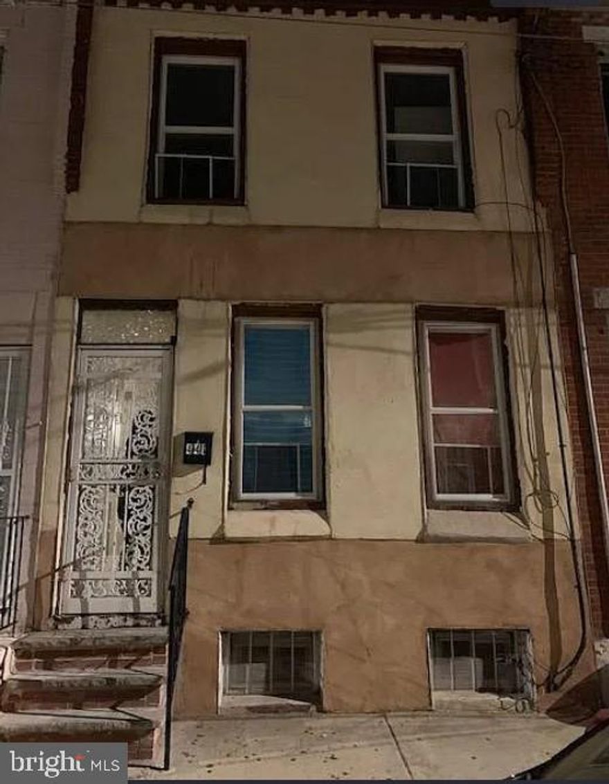 Great opportunity for the investors.  
3 bedroom  standard size property, longterm tenant occupied now with $1350 monthly rent. The property will be sold as- is condition.