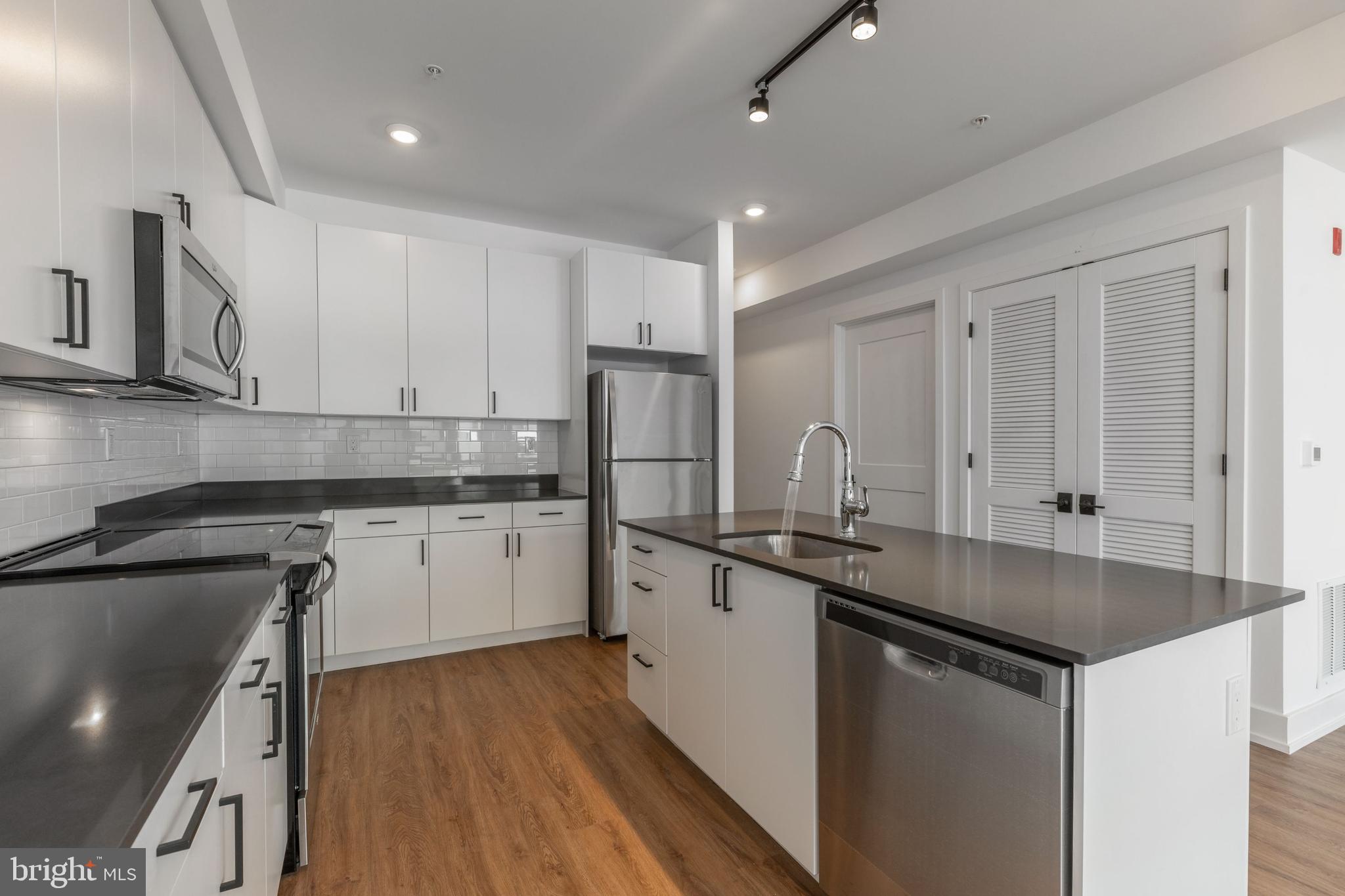 FRANCISVILLE - Residential Lease