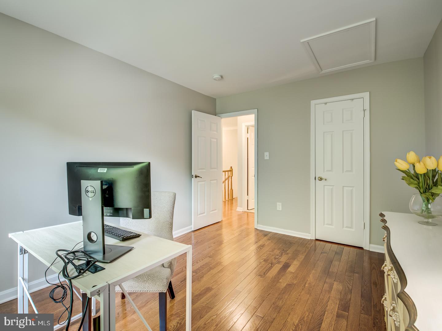 VAN DORN VILLAGE - Residential