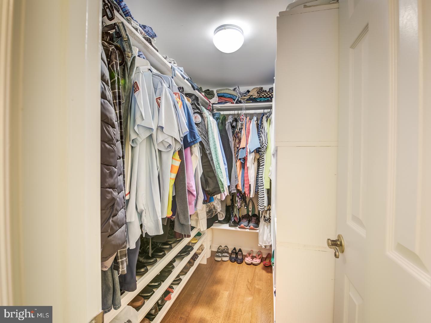 VAN DORN VILLAGE - Residential