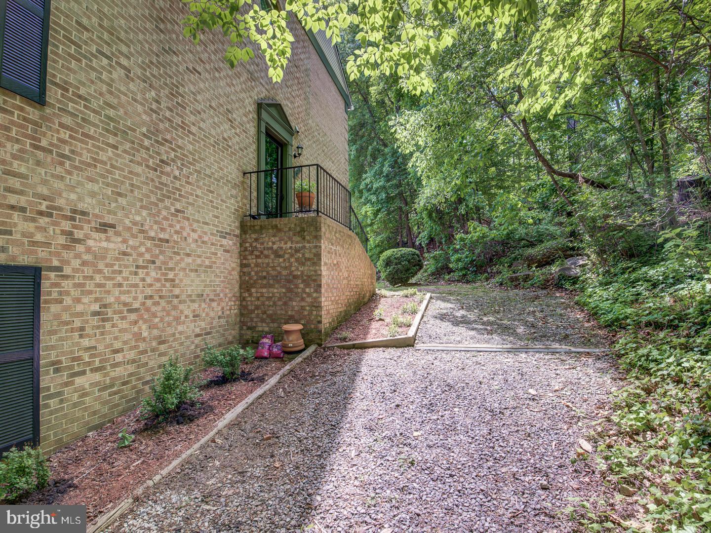 VAN DORN VILLAGE - Residential