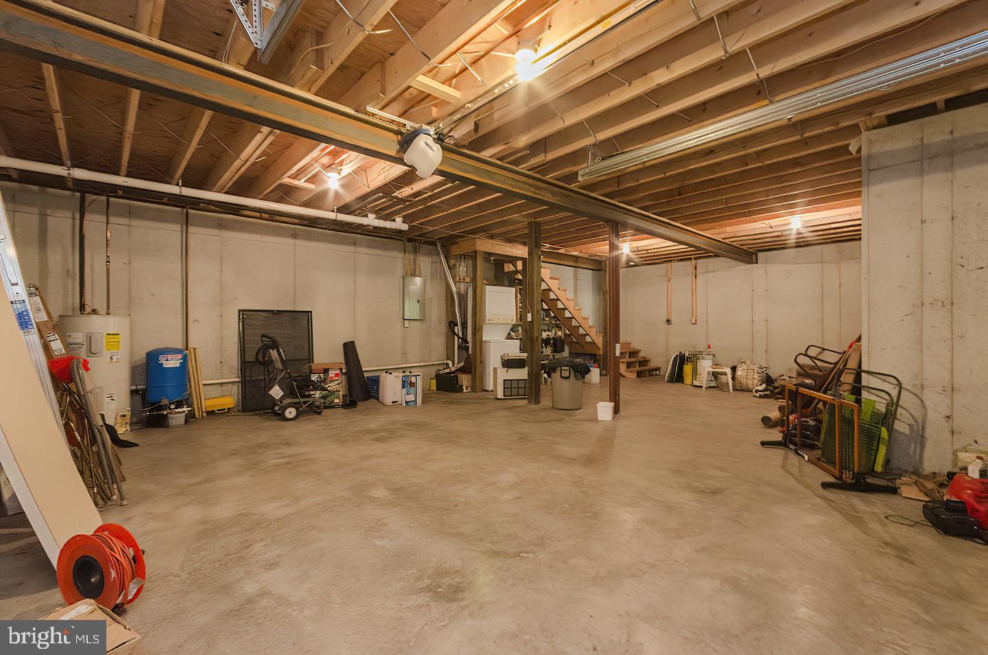 SOMERSET - Residential