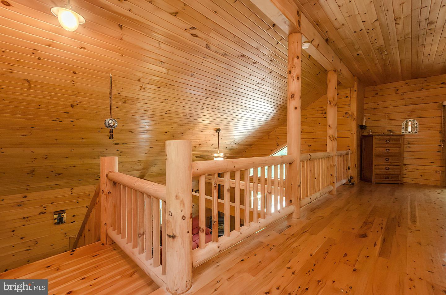 SOMERSET - Residential