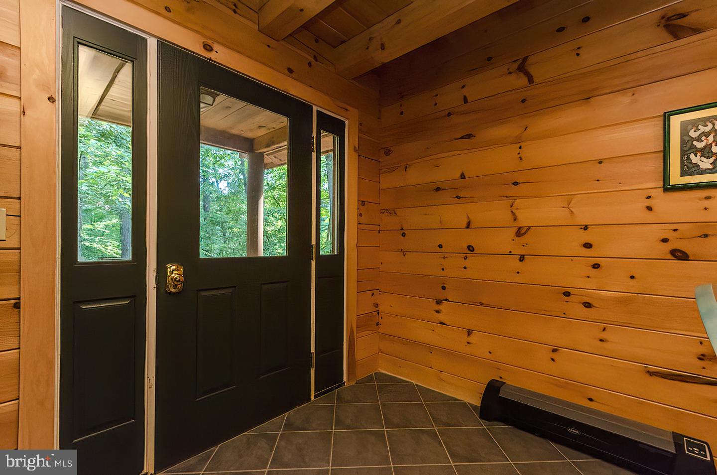 SOMERSET - Residential