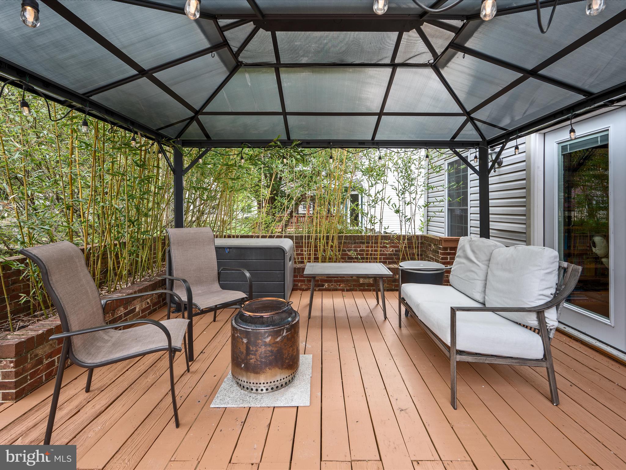 OAKENSHAW - Residential