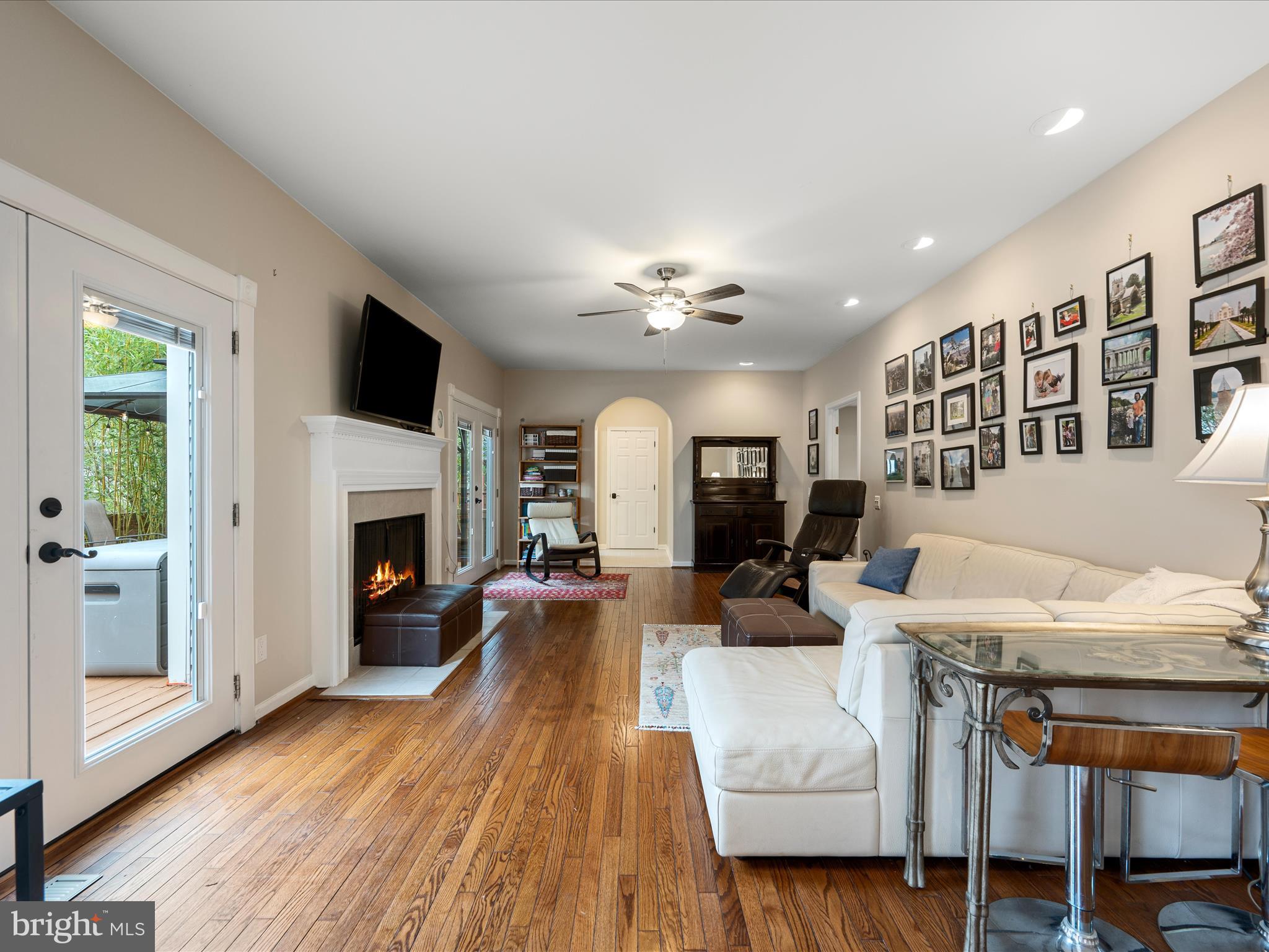 OAKENSHAW - Residential