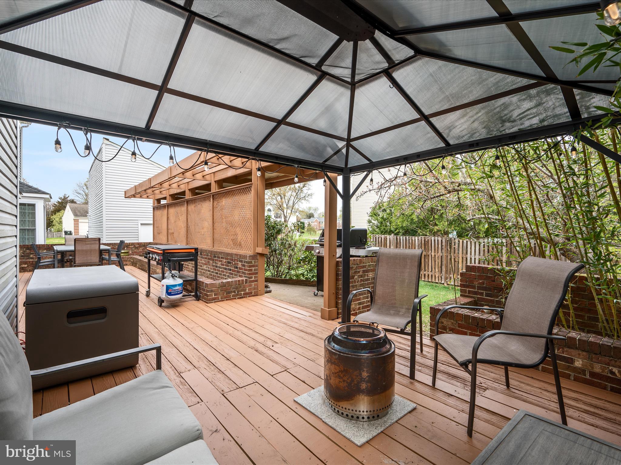 OAKENSHAW - Residential