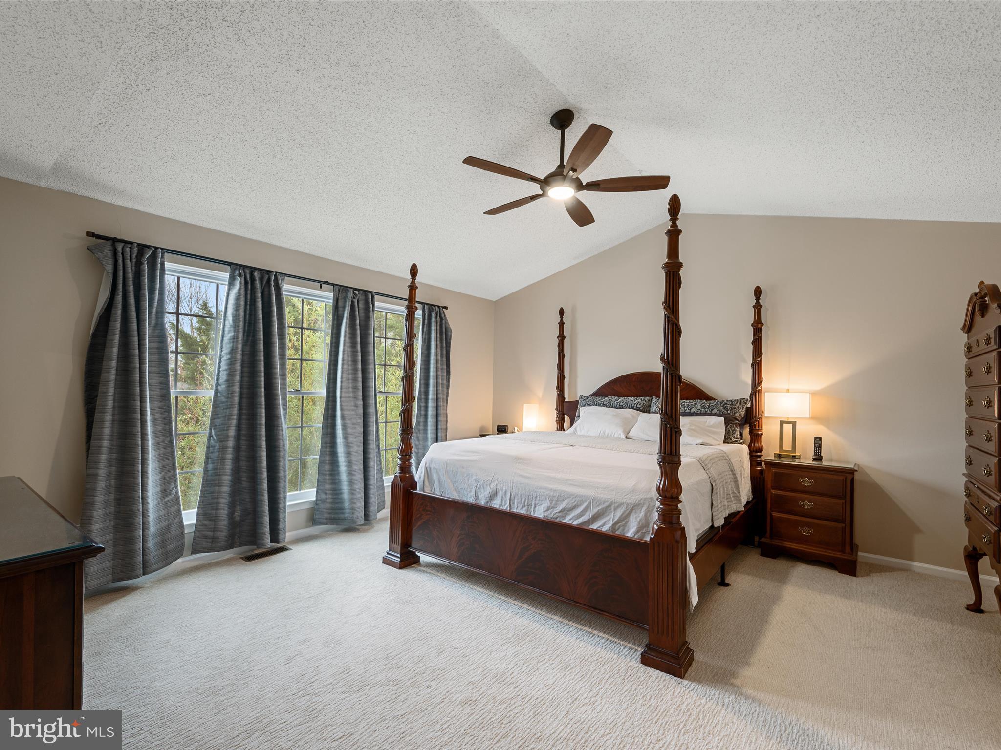 OAKENSHAW - Residential