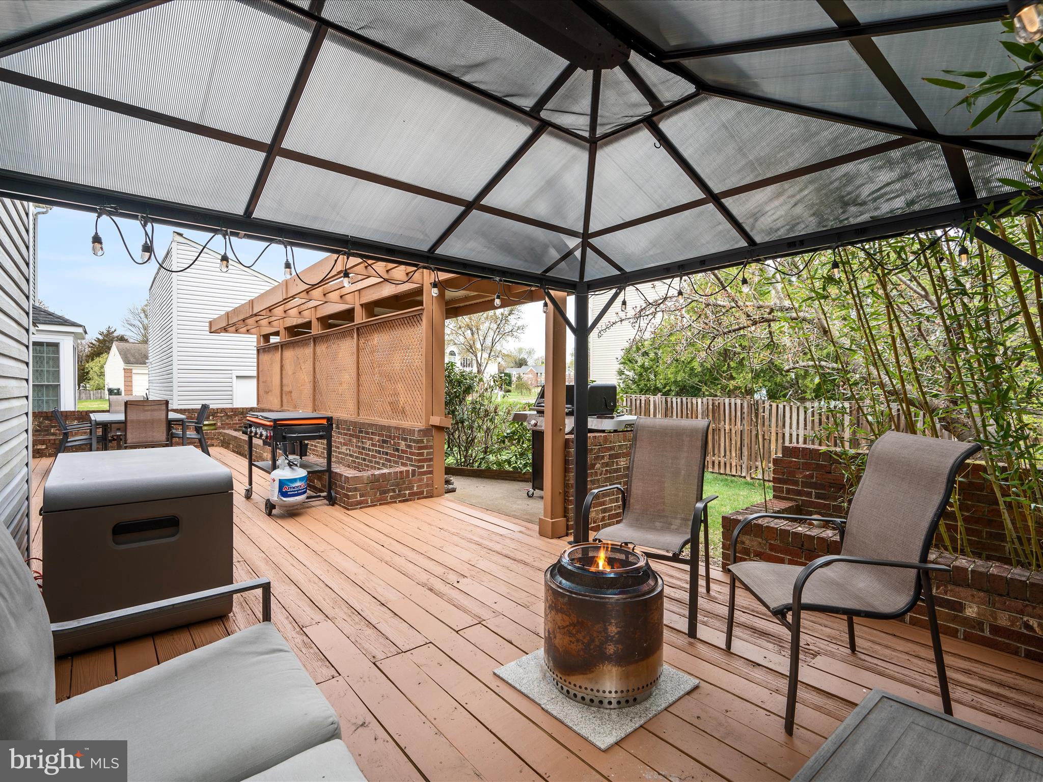 OAKENSHAW - Residential