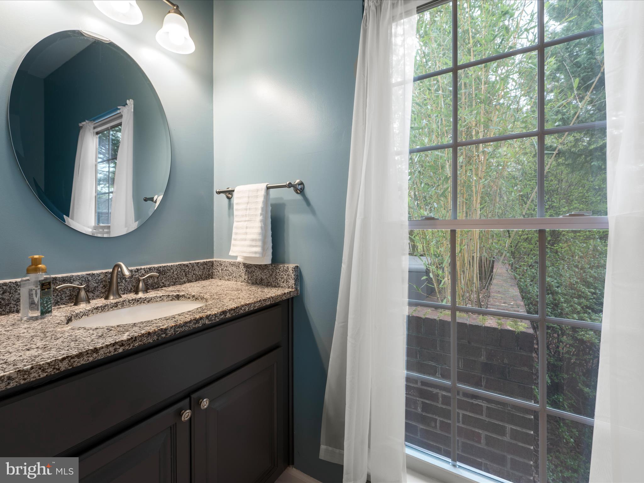 OAKENSHAW - Residential