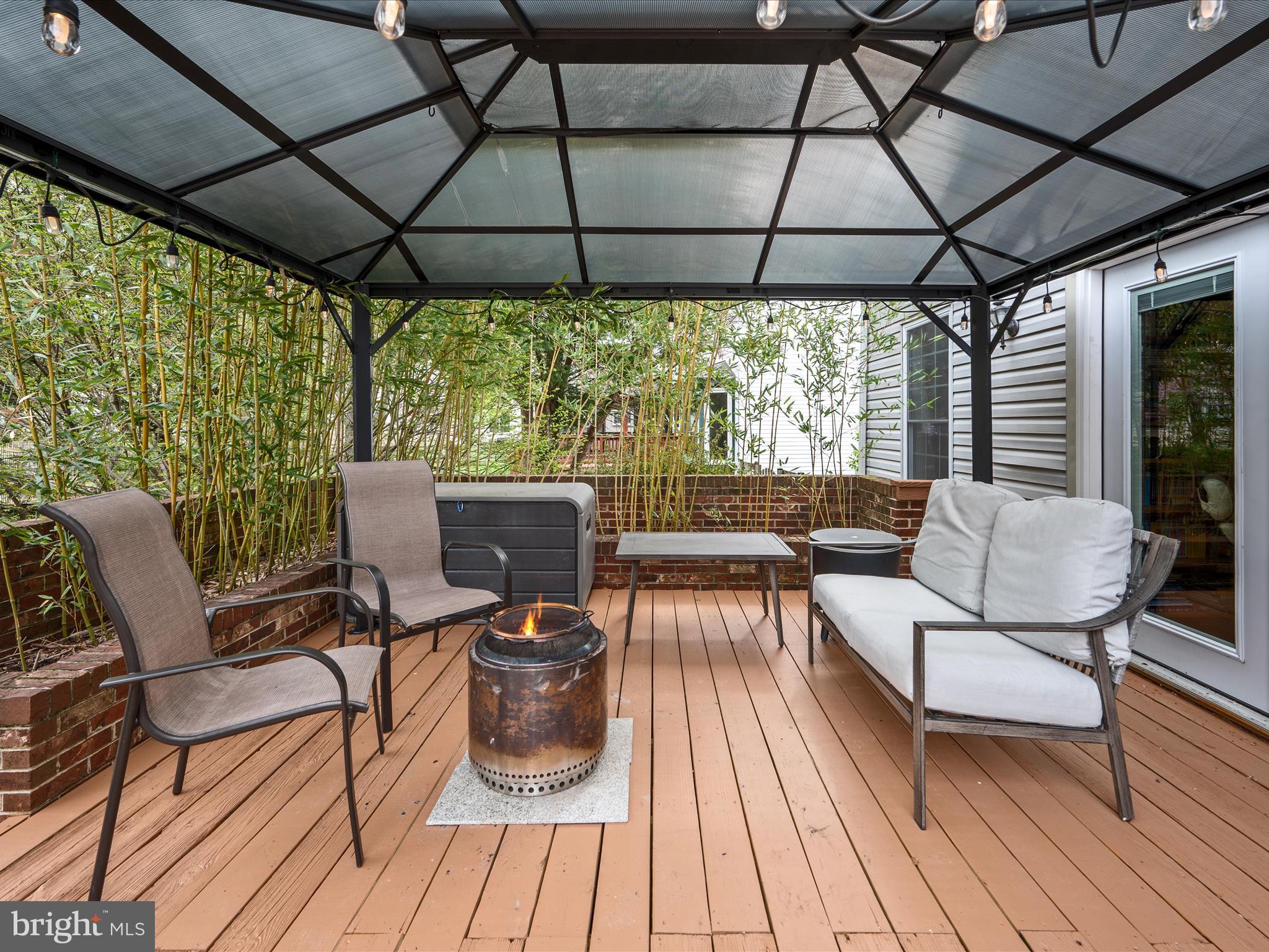 OAKENSHAW - Residential