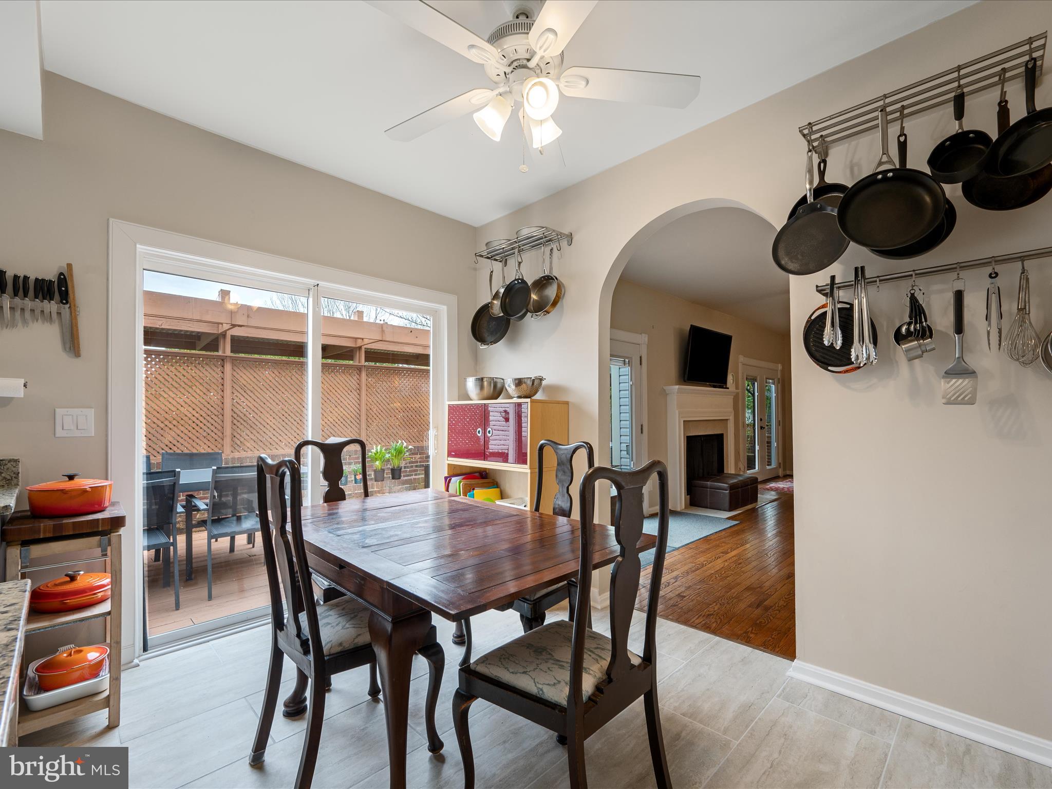 OAKENSHAW - Residential