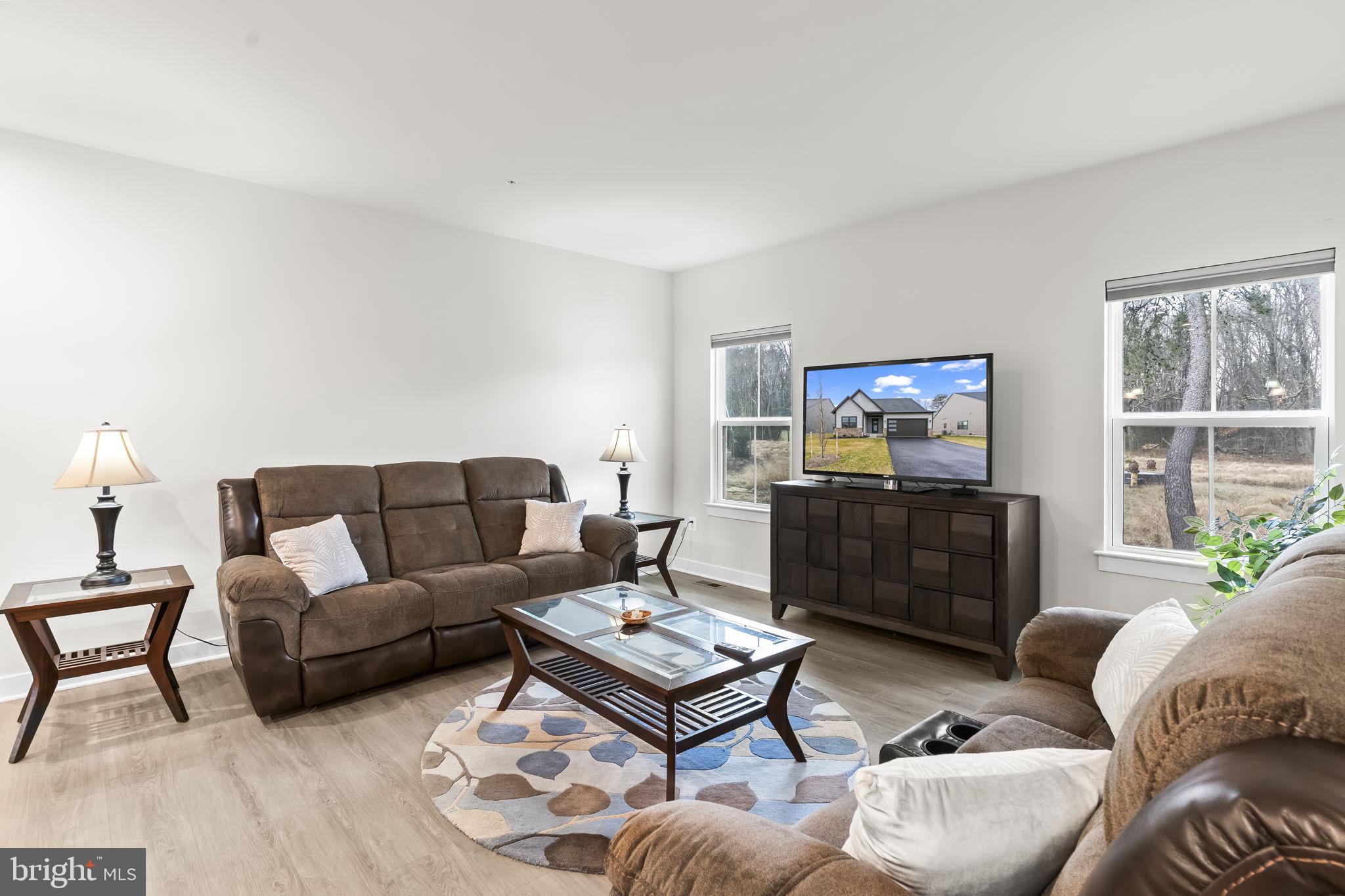 TANYARD SHORES - Residential