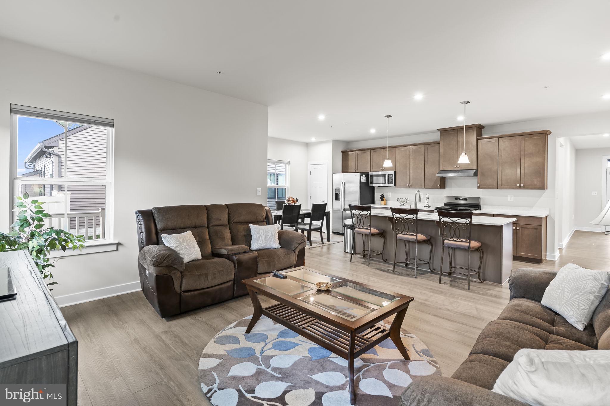 TANYARD SHORES - Residential