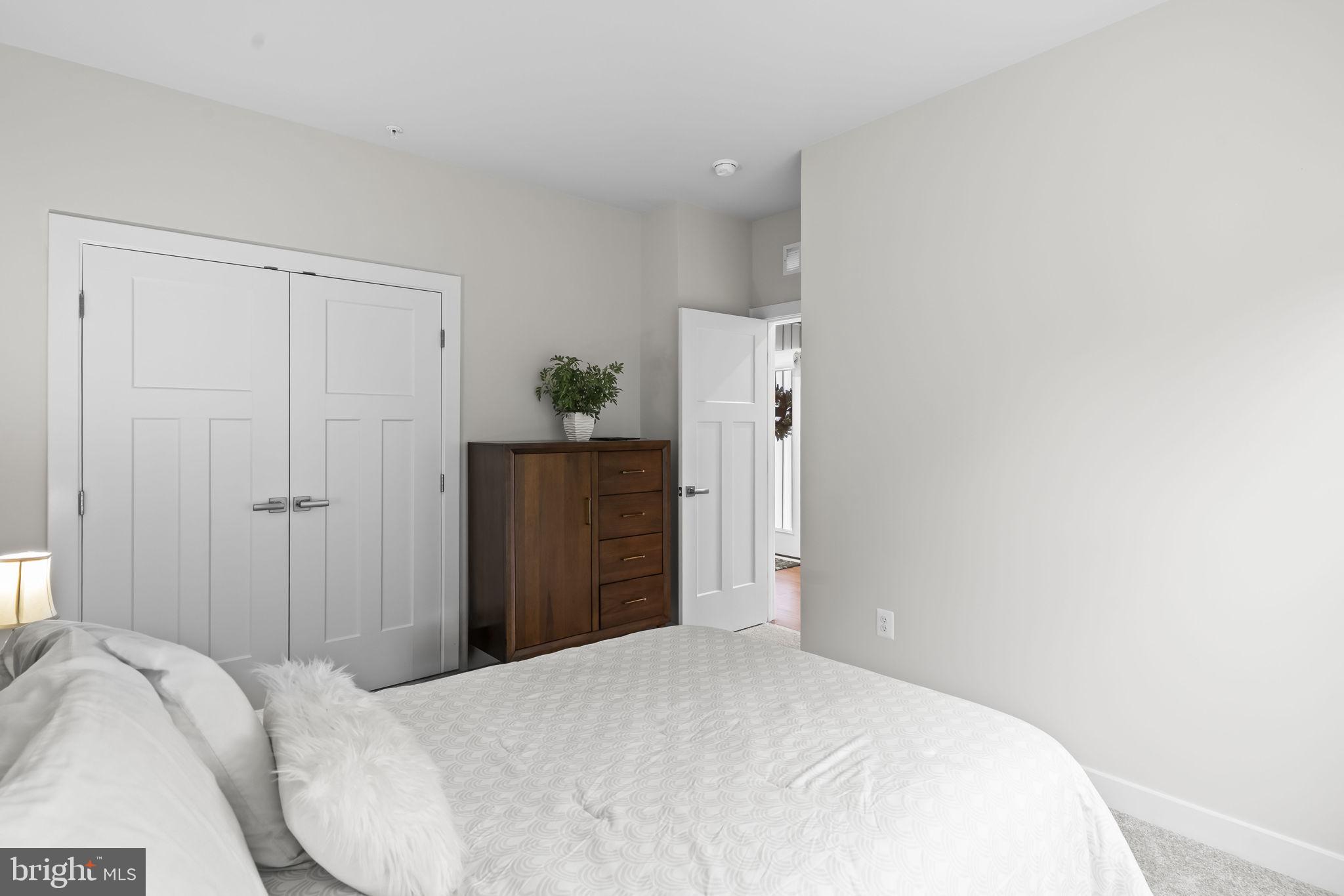 TANYARD SHORES - Residential