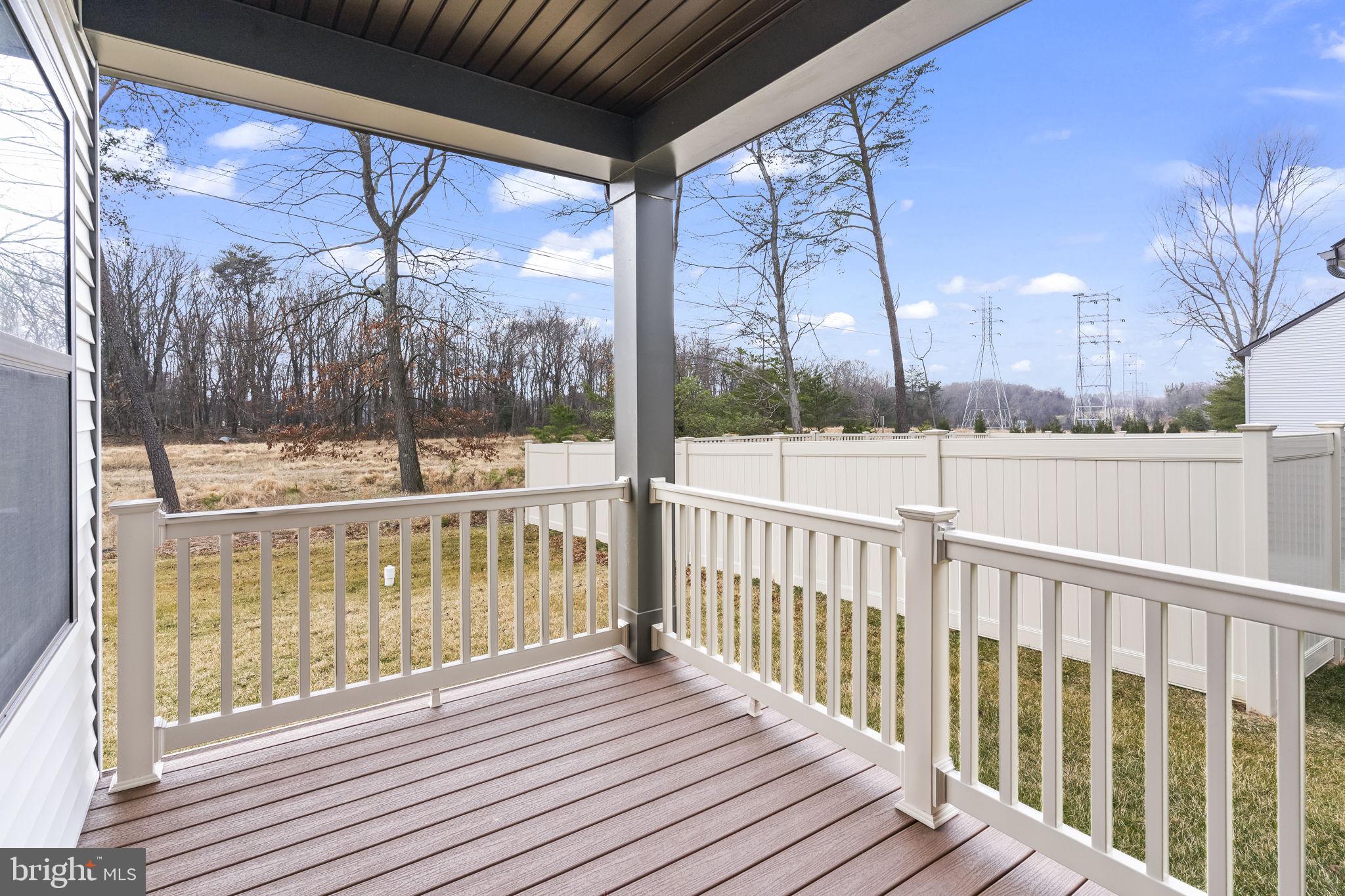 TANYARD SHORES - Residential