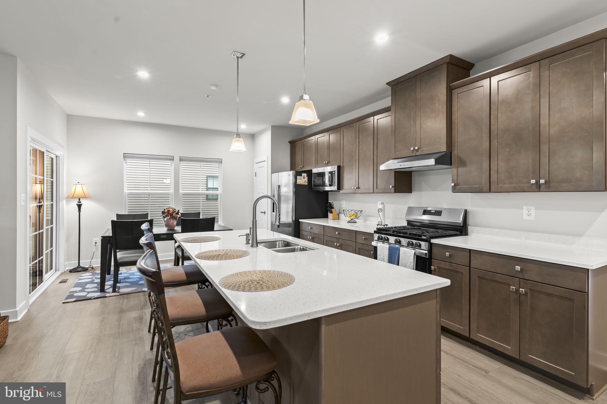 TANYARD SHORES - Residential