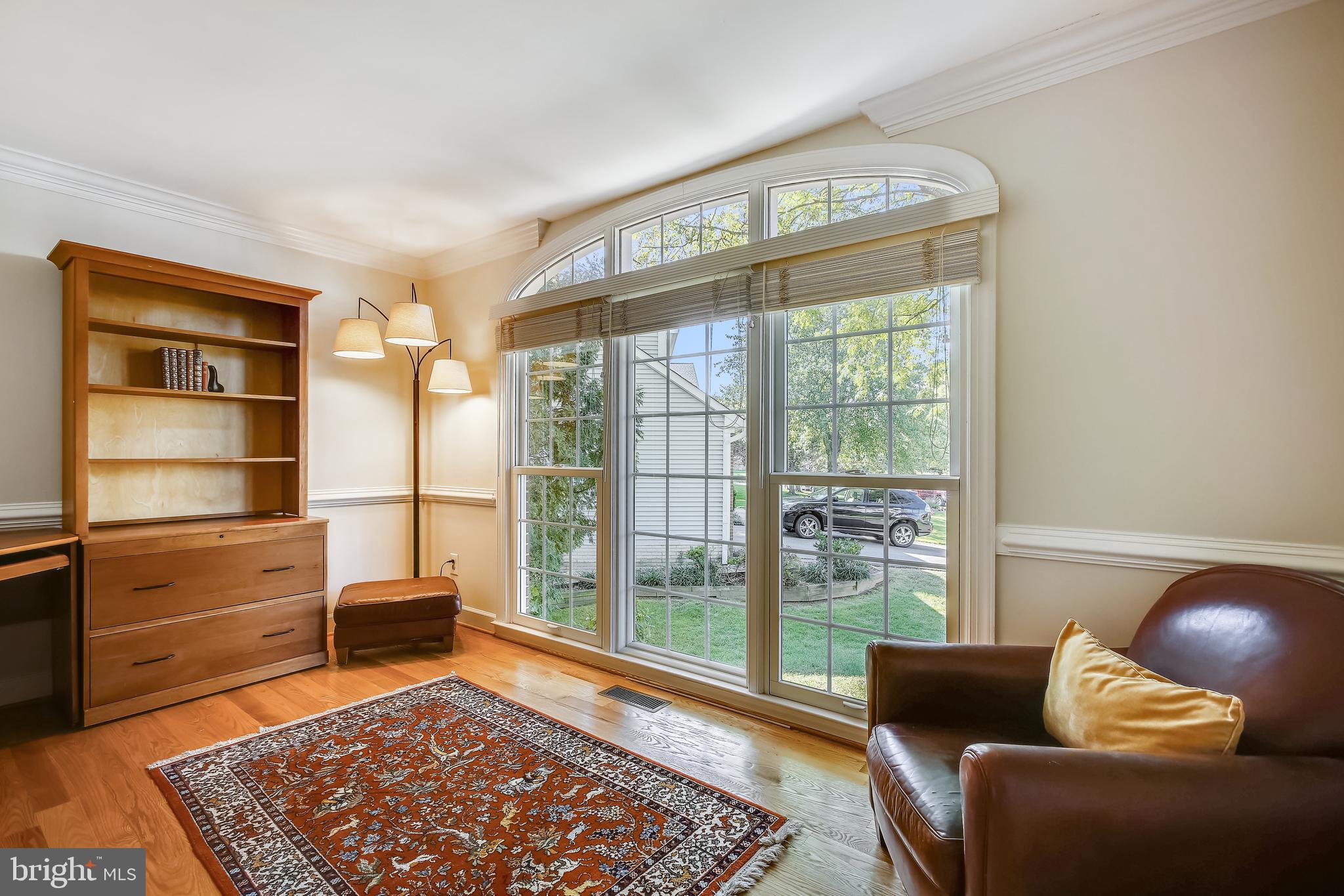 MEADOW HALL - Residential