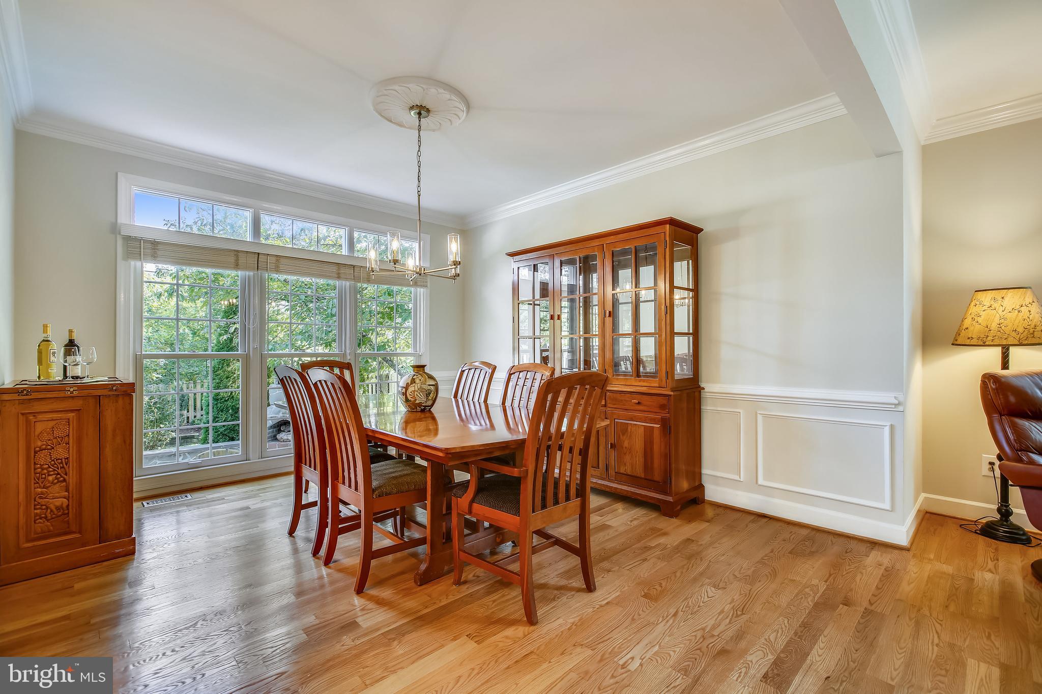 MEADOW HALL - Residential