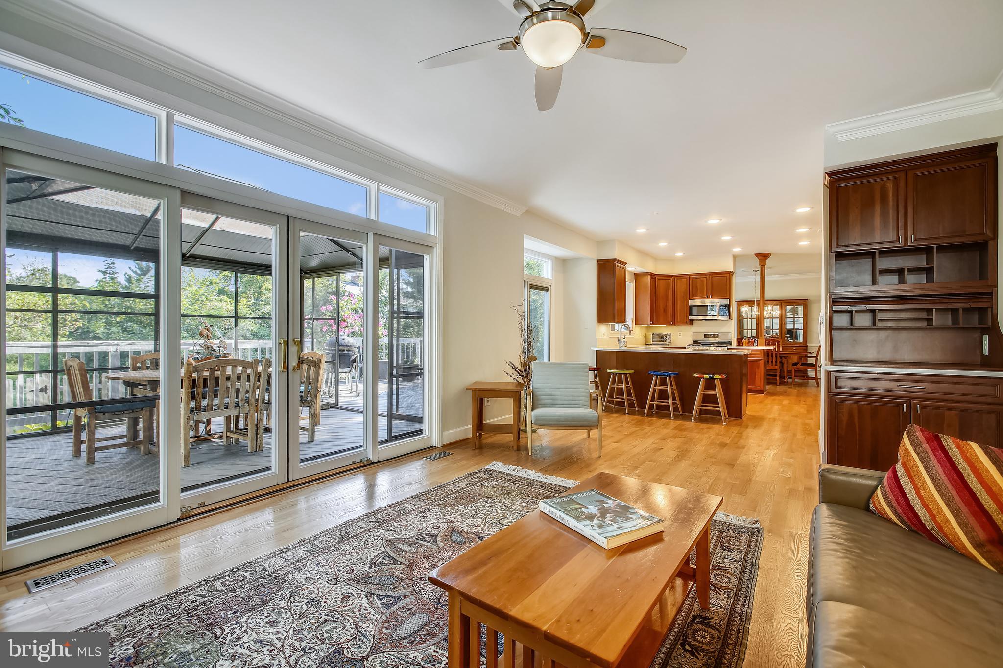 MEADOW HALL - Residential