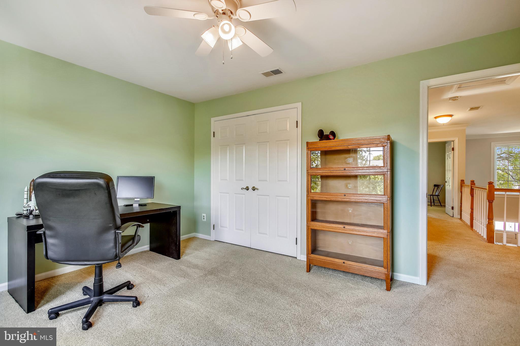 MEADOW HALL - Residential