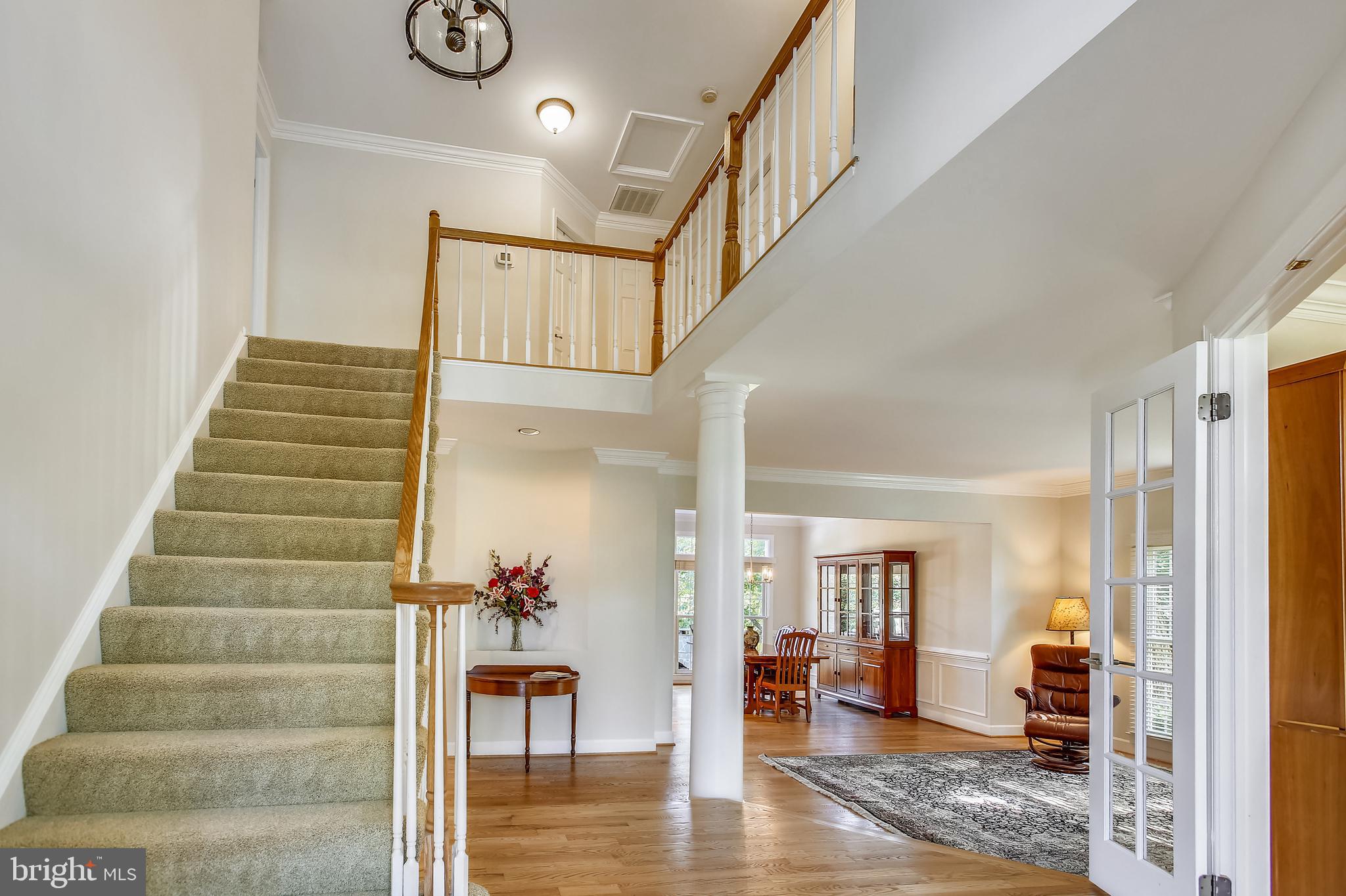 MEADOW HALL - Residential