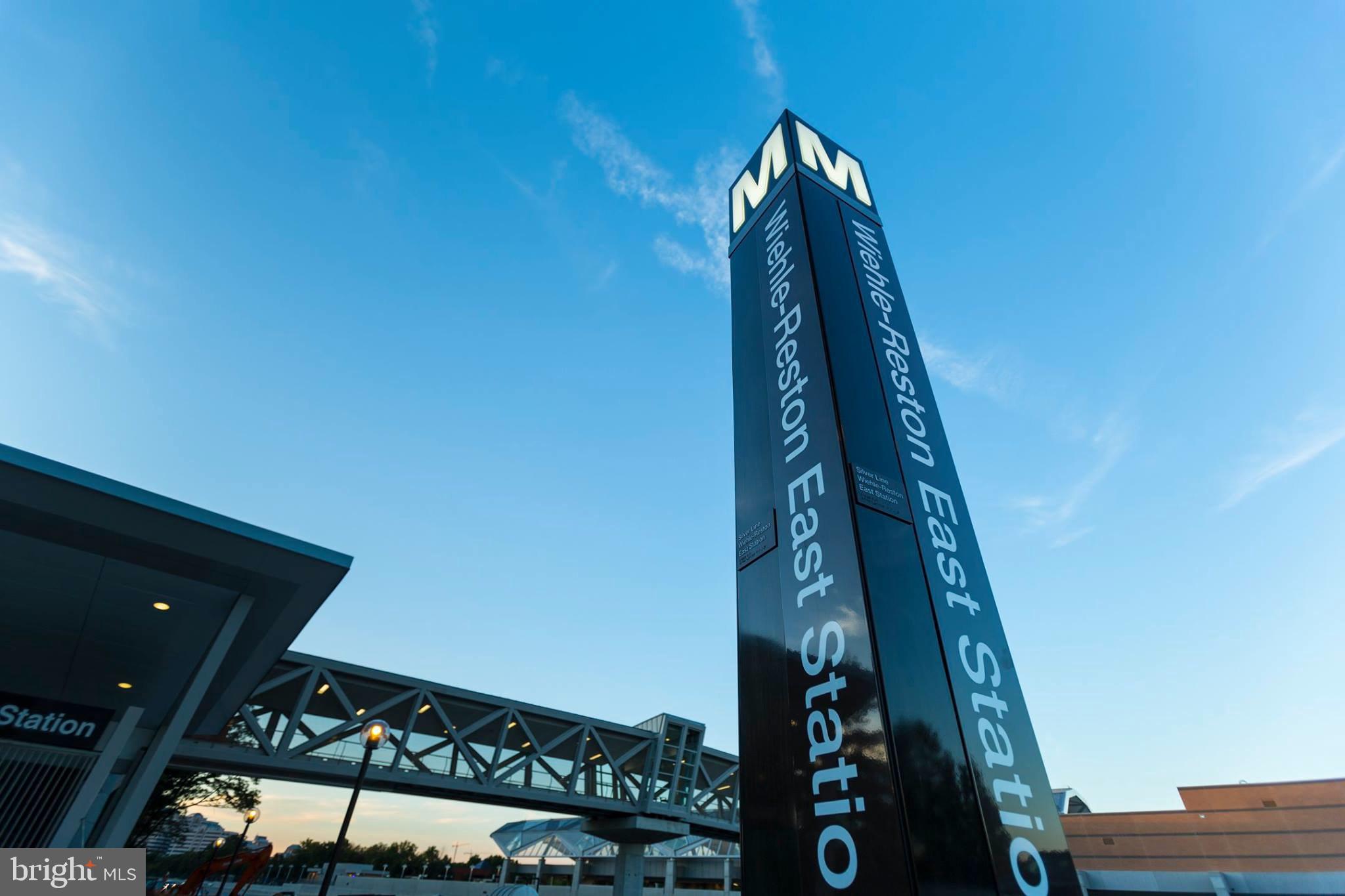 MEADOW HALL - Residential