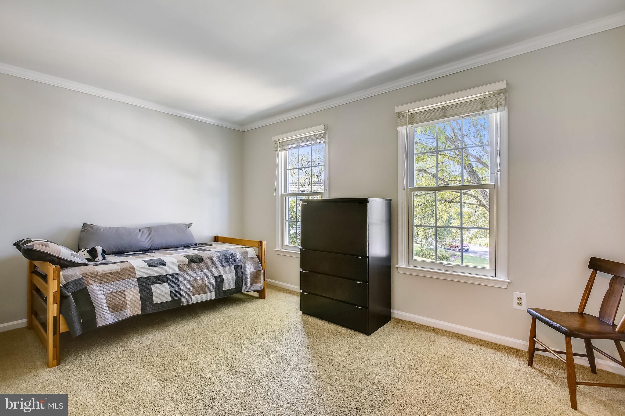 MEADOW HALL - Residential