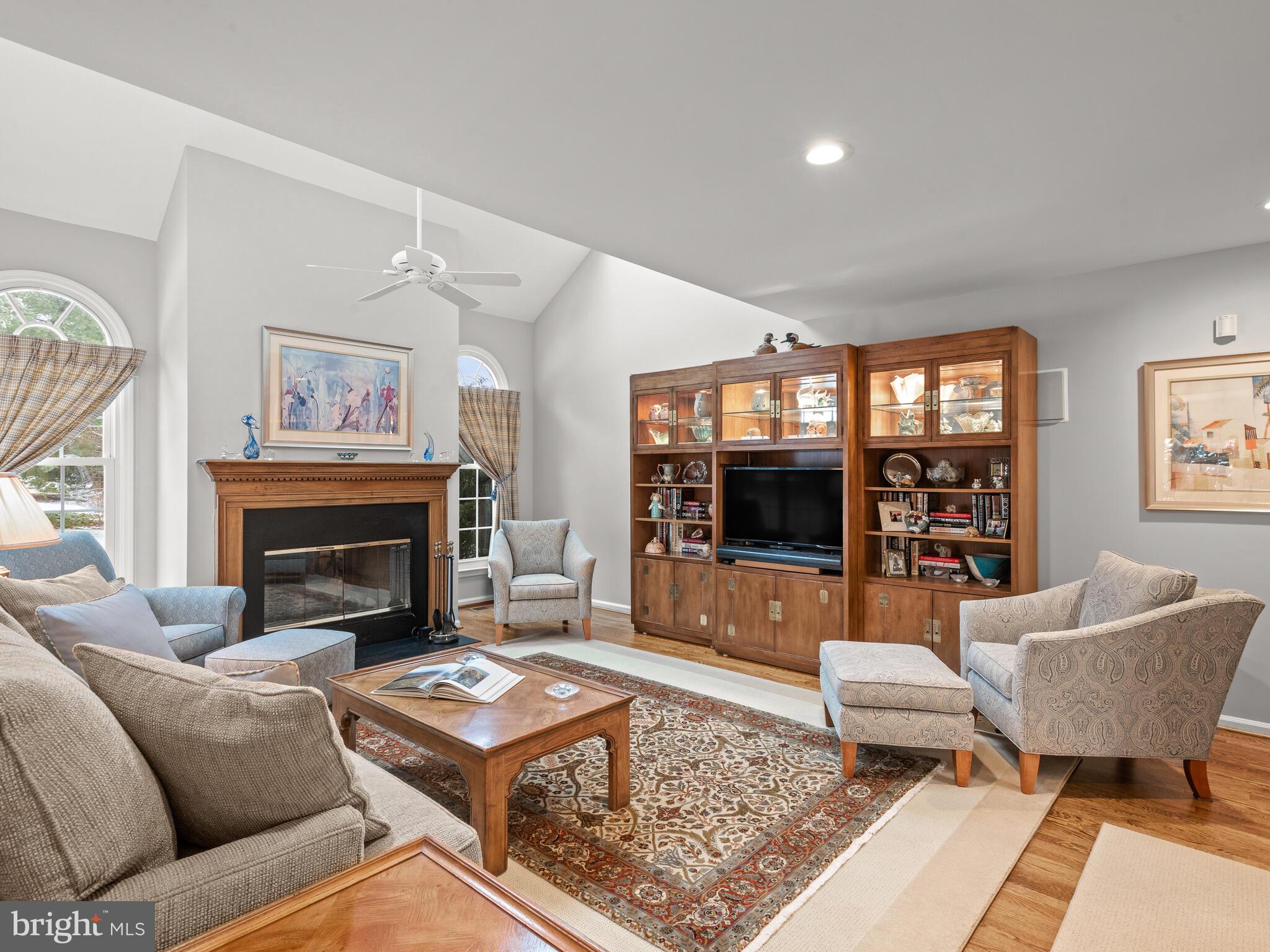 SUNWOOD FARM - Residential