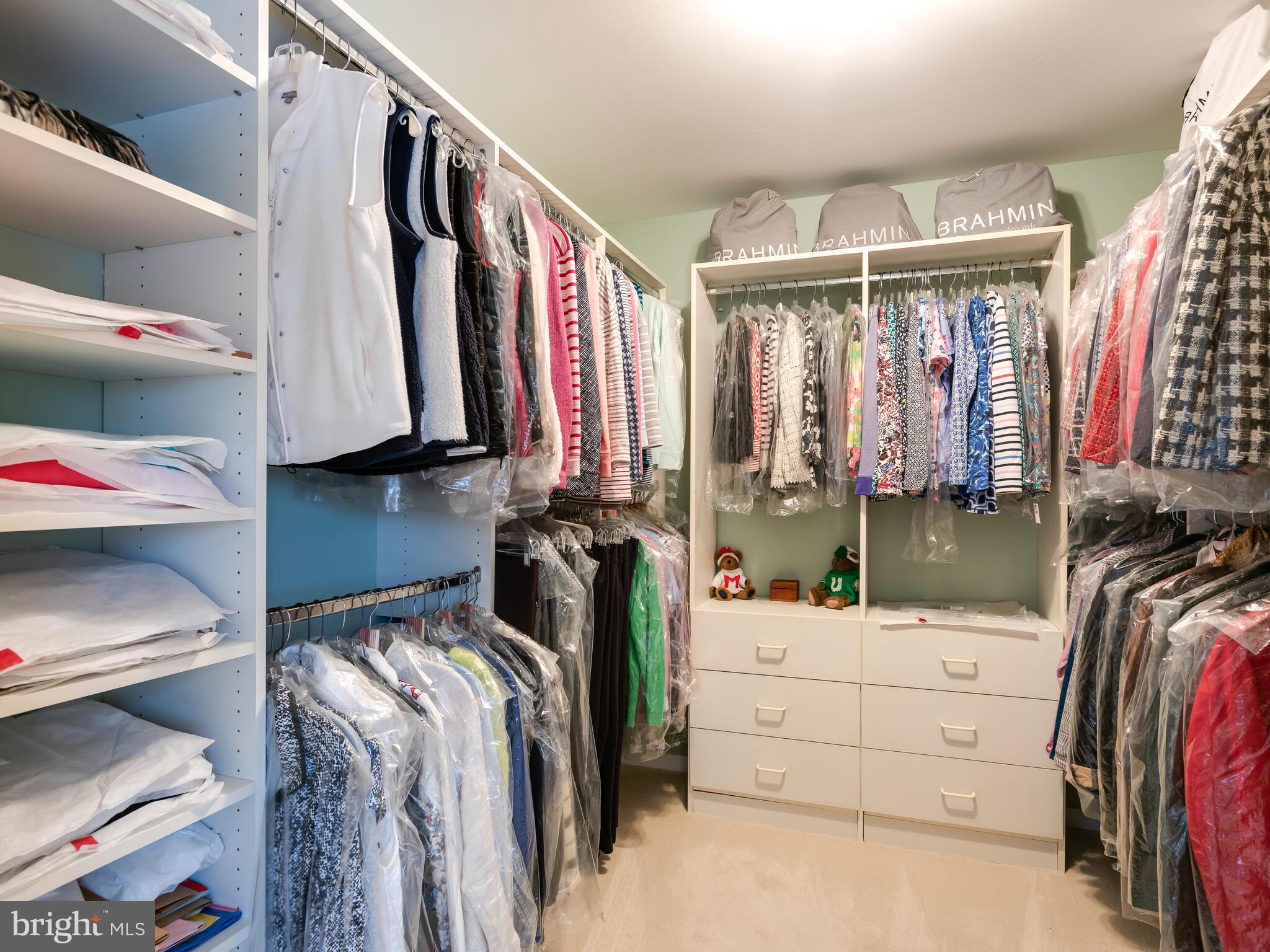 SUNWOOD FARM - Residential