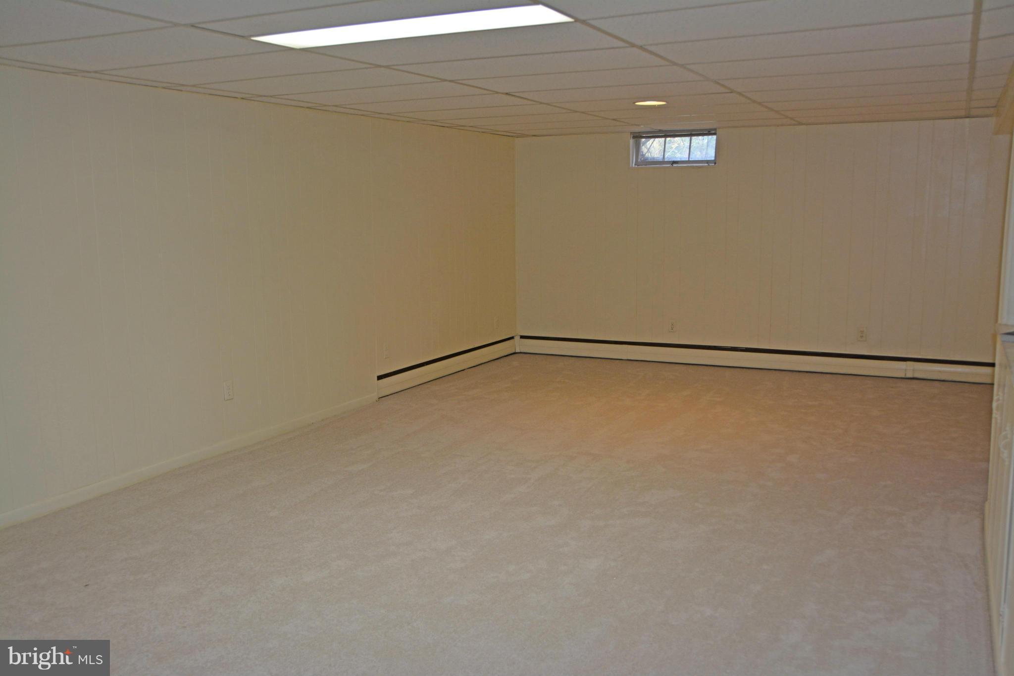 WILTON ACRES - Residential