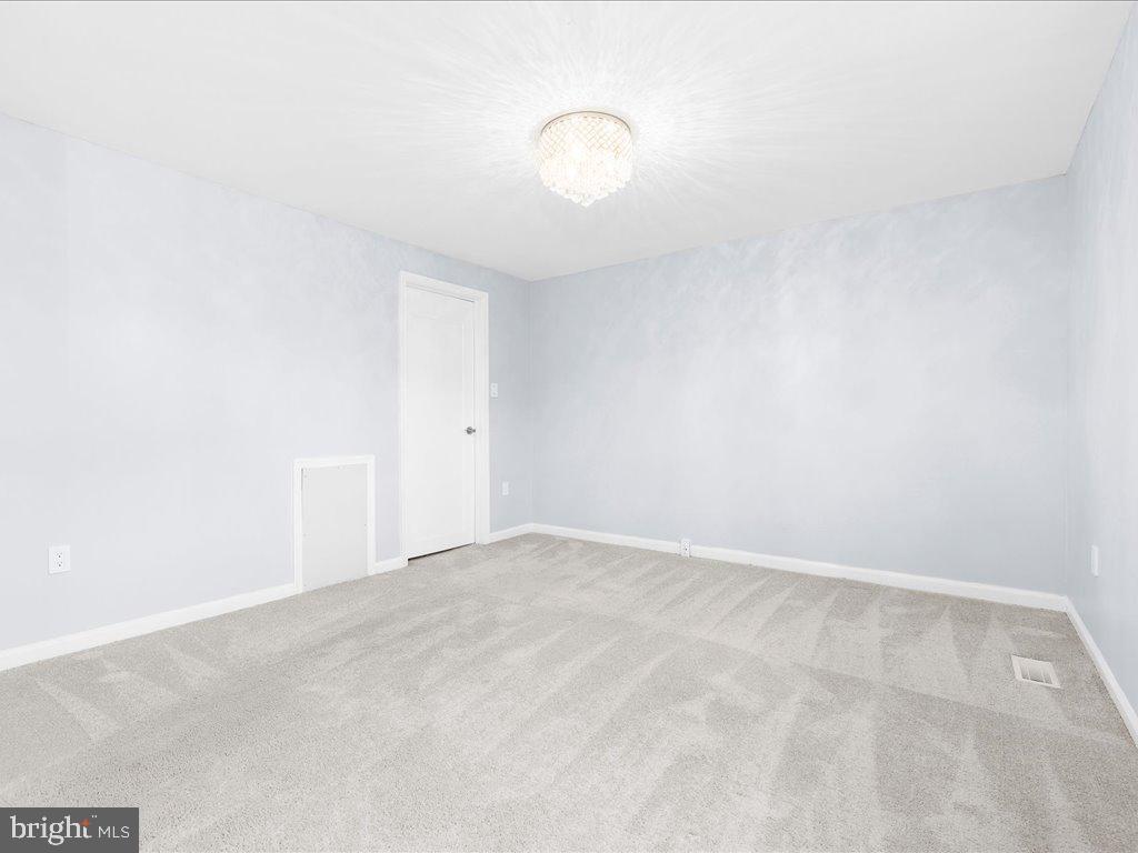 WATERSIDE - Residential