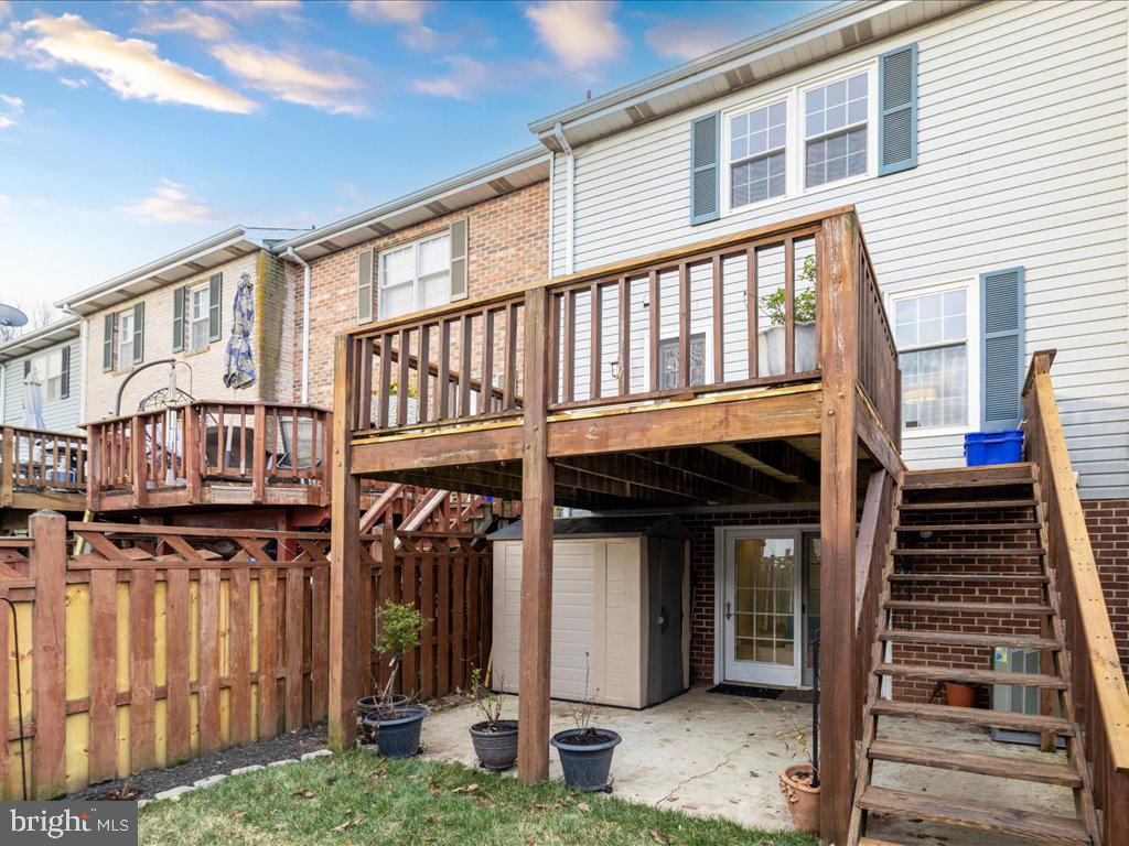 WATERSIDE - Residential