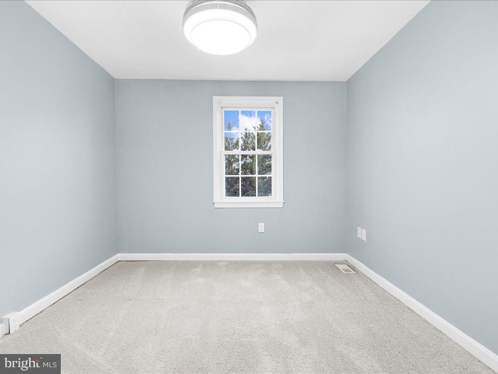 WATERSIDE - Residential