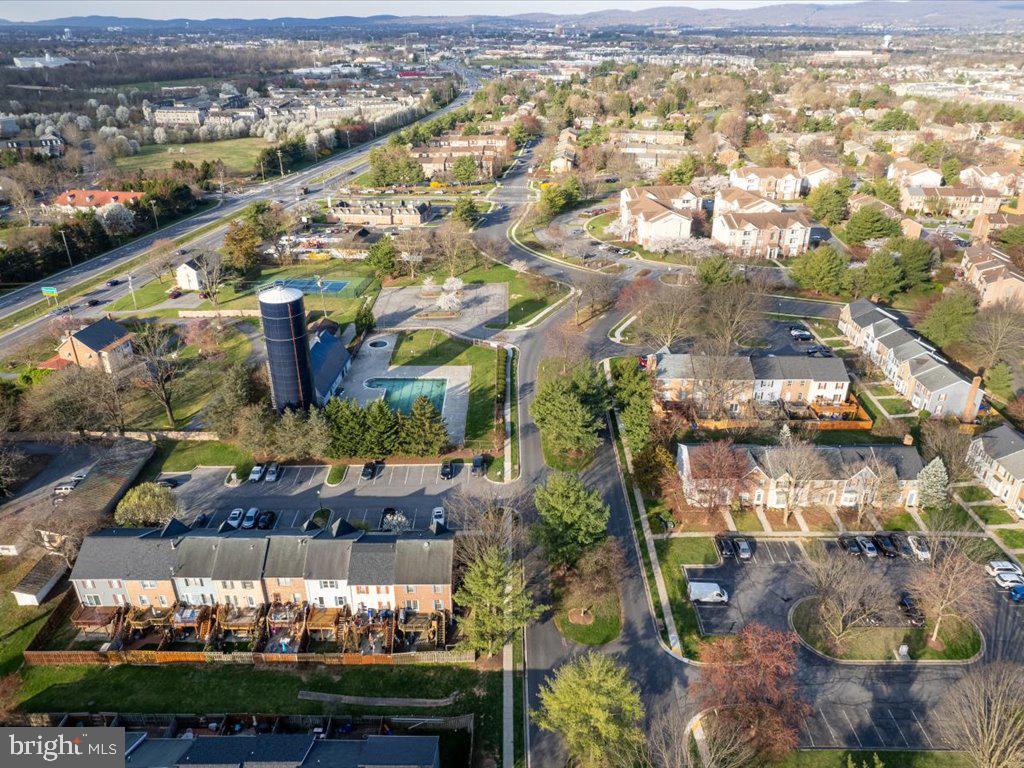 WATERSIDE - Residential