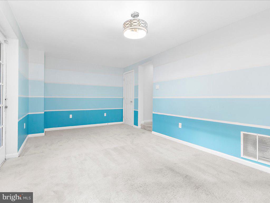 WATERSIDE - Residential