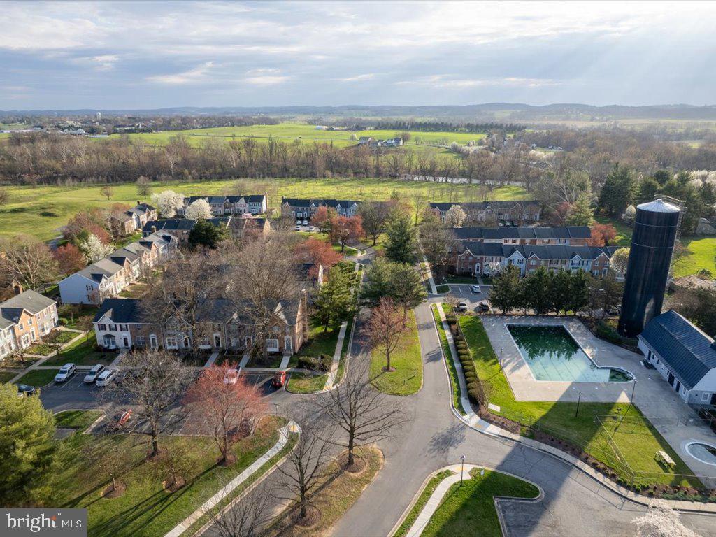 WATERSIDE - Residential