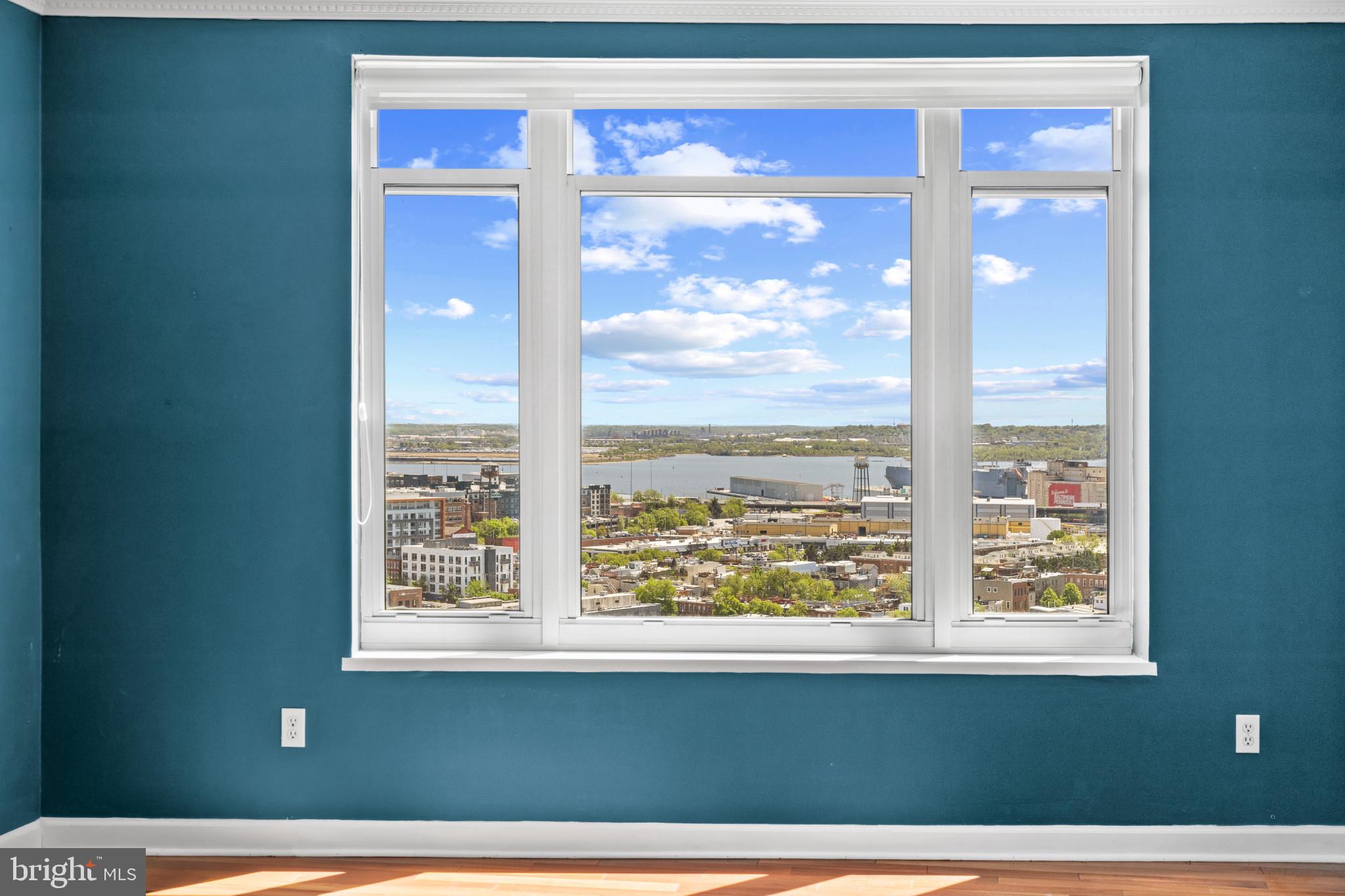 HARBORVIEW CONDOMINIUMS - Residential
