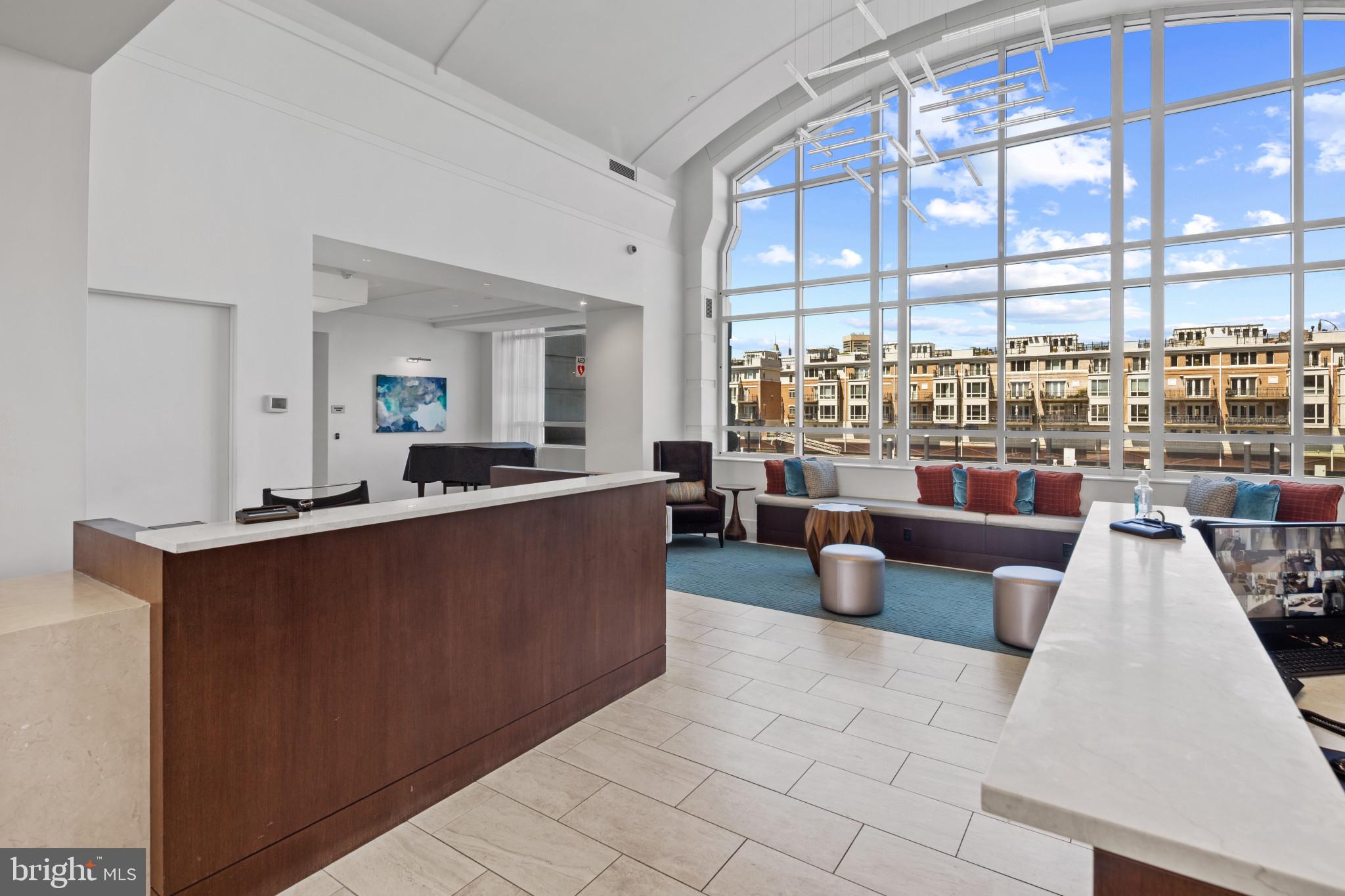 HARBORVIEW CONDOMINIUMS - Residential
