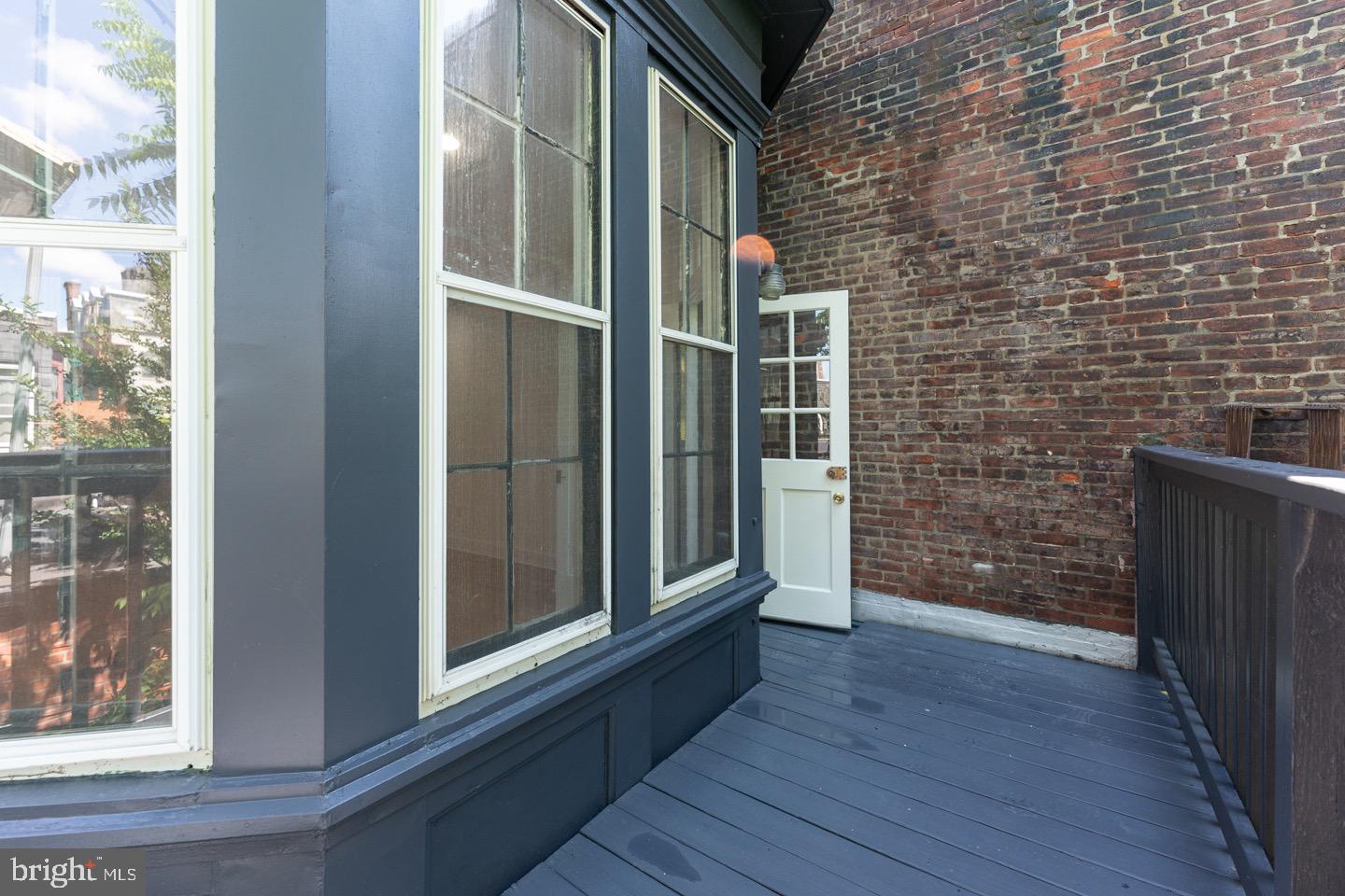 FITLER SQUARE - Residential Lease