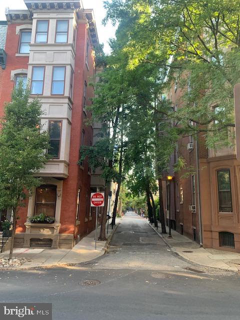 FITLER SQUARE - Residential Lease