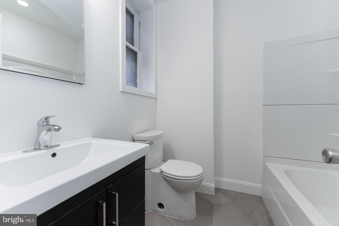 FITLER SQUARE - Residential Lease