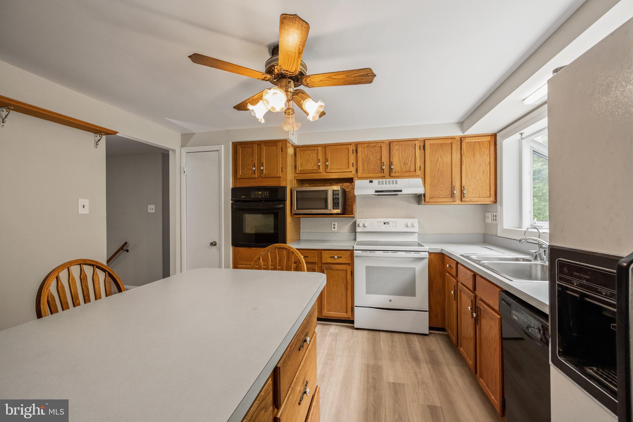 WILDE LAKE - Residential